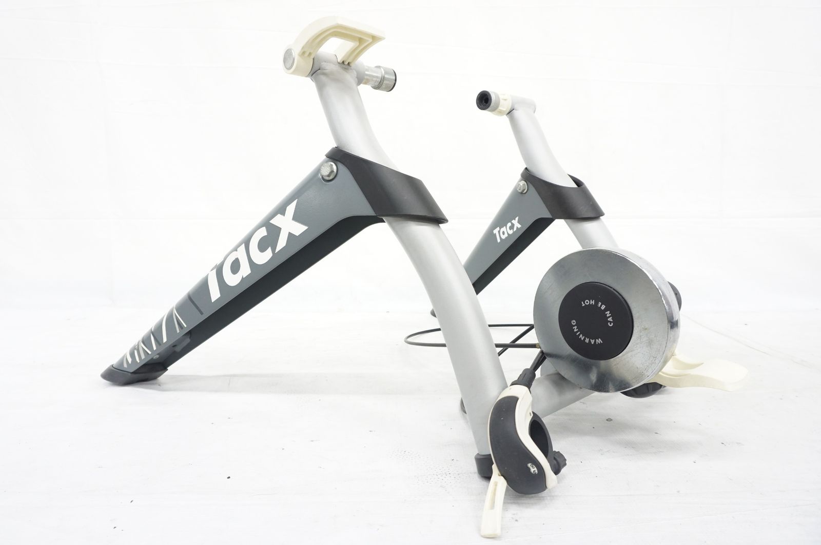 Tacx Satori ファッション サイクルトレーナー サイクルトレーナー
