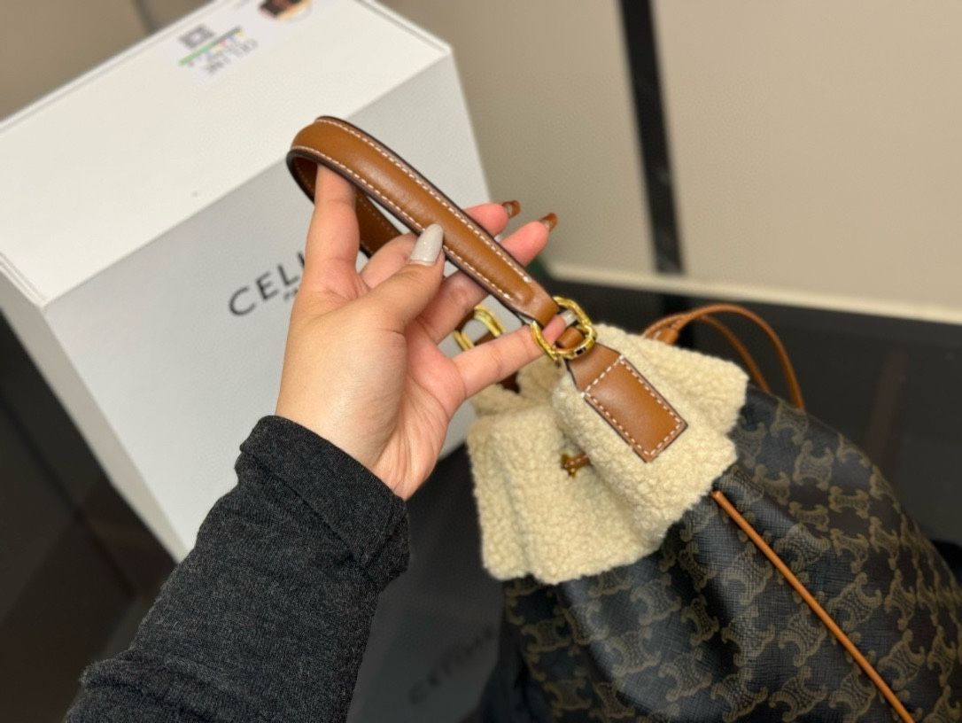 Celine] バケットバッグ モノグラムデザイン - 折り畳みボックス