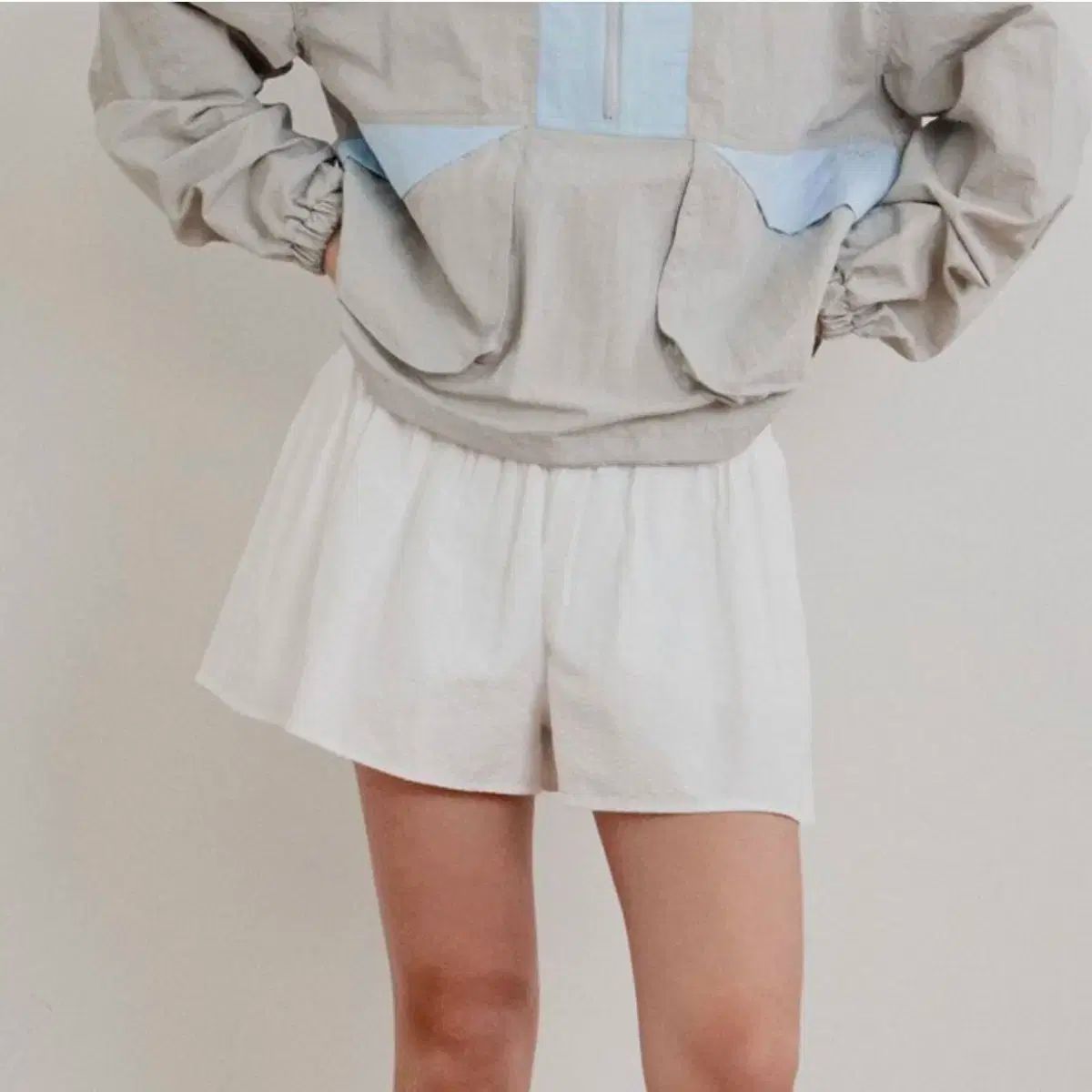 磁石 キコ バンディング ショートパンツ 白