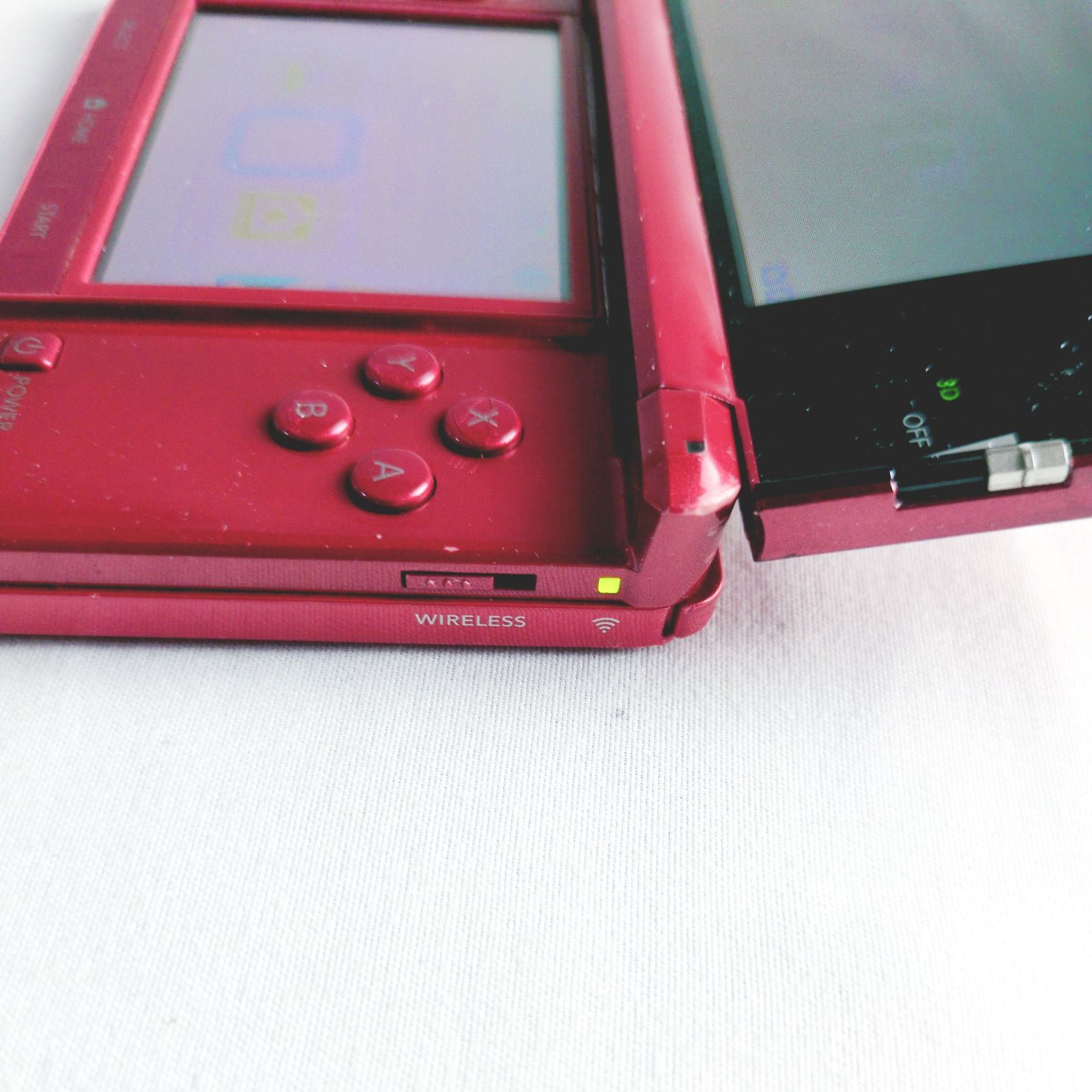 3DS レッド