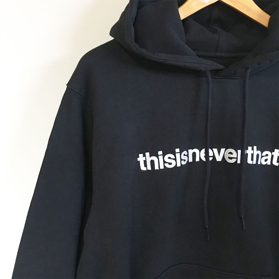 ネバザ thisisneverthat パーカー フーディー ブラック 刺繍 T-Logo Hoodie（パーカー）｜thisisneverthat（ディスイズネバー