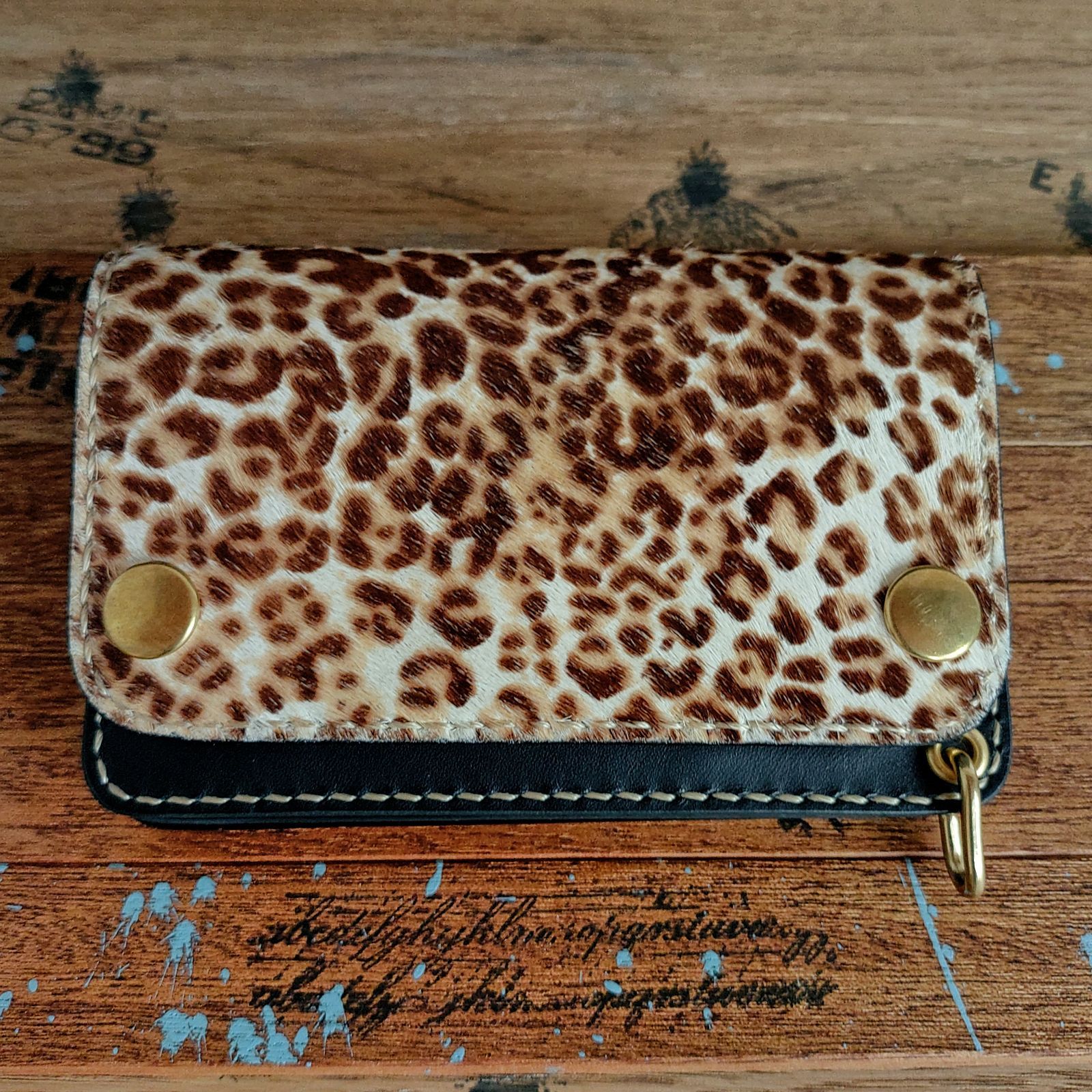 ハラコ ヒョウ柄】 ミドルトラッカーウォレット オファー TWM-01