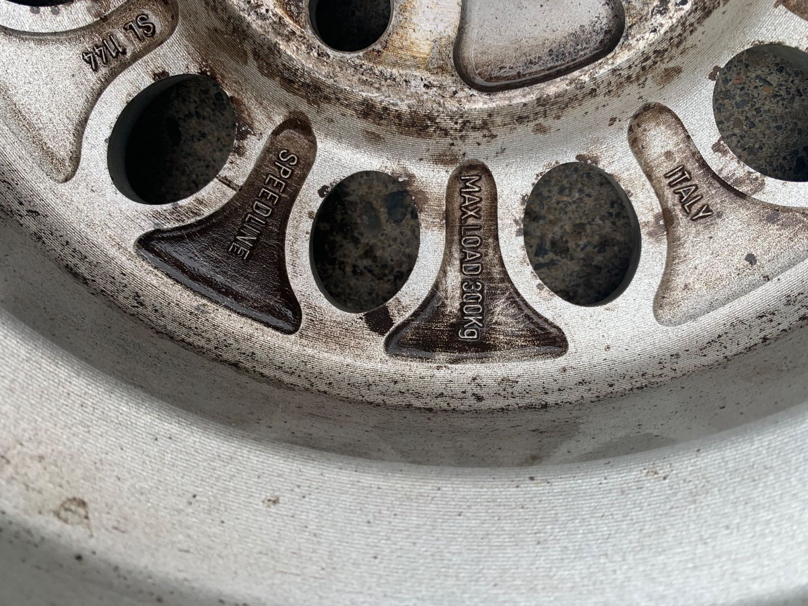 メイフェア純正ホイール