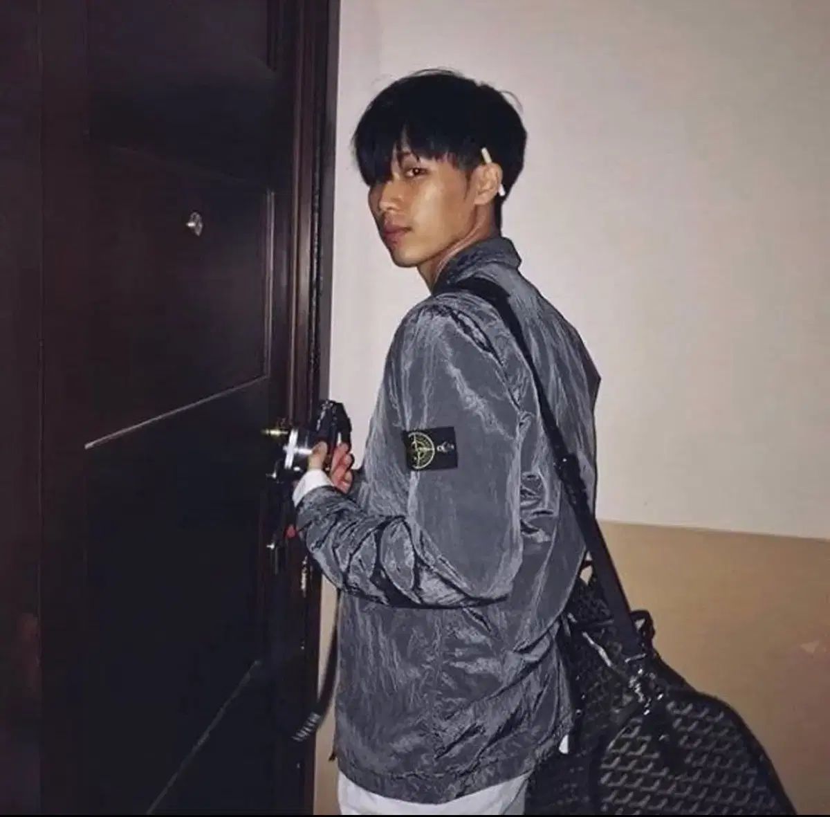 Stone  ナイロンジャケット　グレー　フード 中古・古着通販】STONE ISLAND (ストーンアイランド) 加工