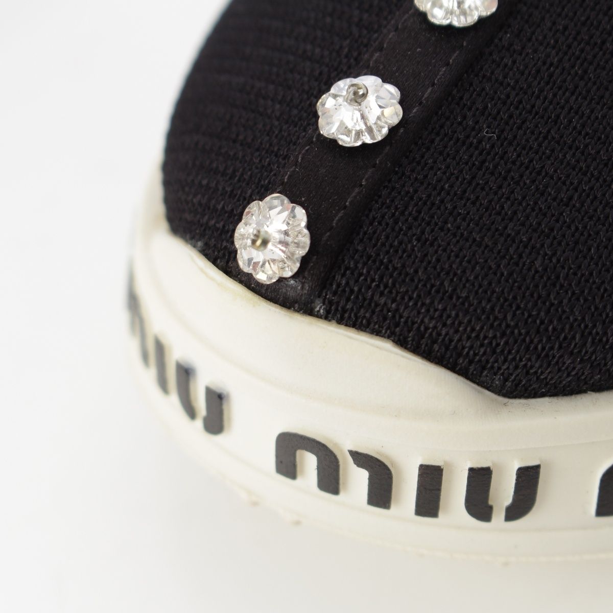 Miumiu ミュウミュウの黒のスリッポン 36. ミュウミュウ スリッポン