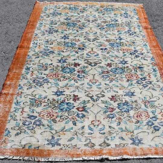 Flower フローラル柄ヴィンテージラグトルコヴィンテージラグ