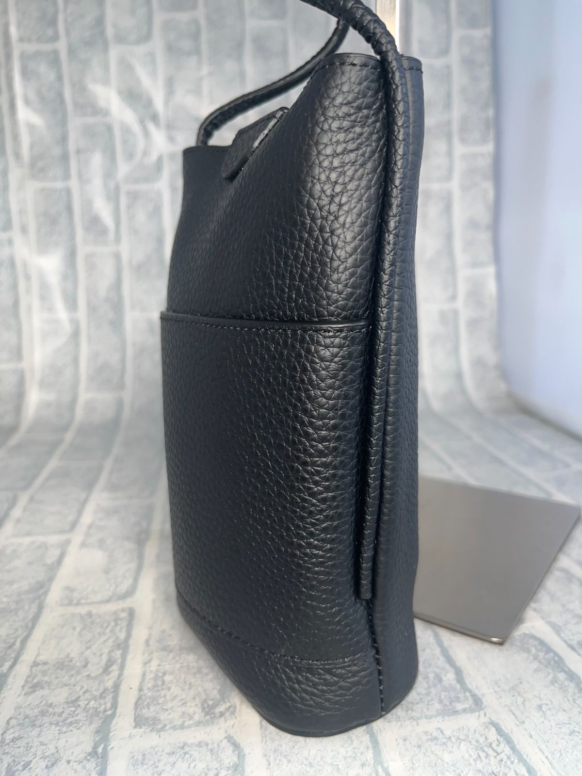 ショルダーポシェット 牛本革