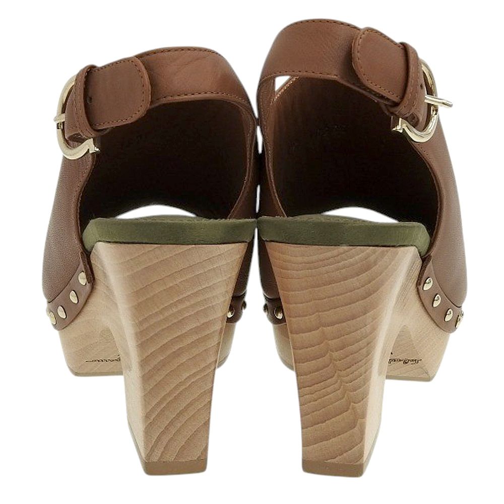 新品同様 Salvatore Ferragamo サルヴァトーレフェラガモ レザー