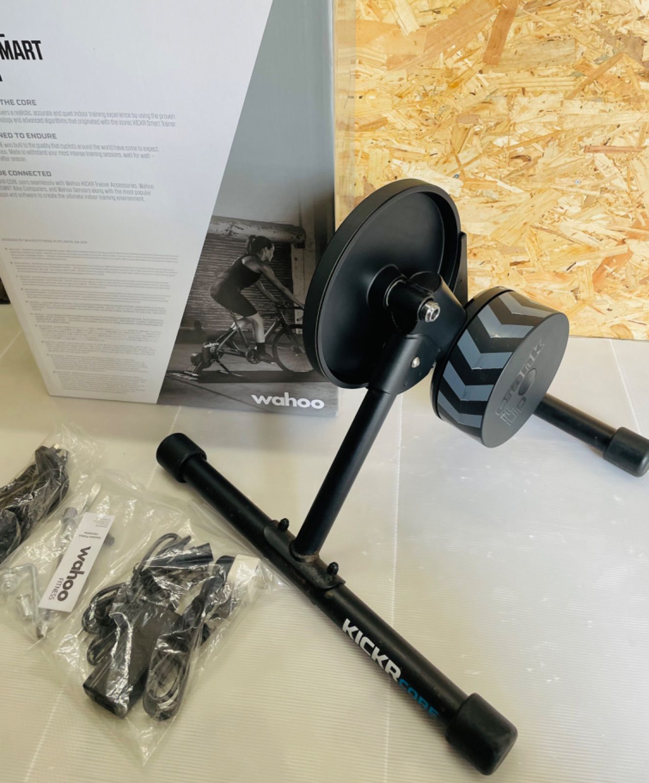 wahoo kickr core スマートトレーナー ワフー キッカーコア