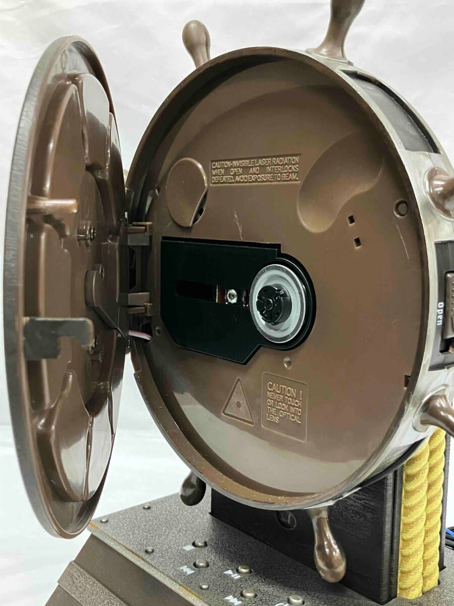 箱付き】パイレーツ・オブ・カリビアン PIRATES OF CARIBBEAN Pirates