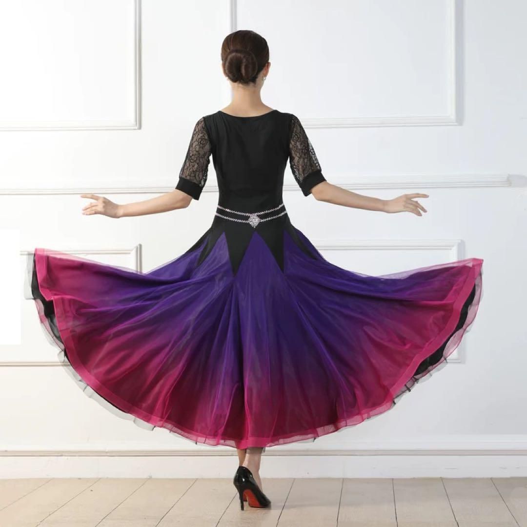 新色が続々入荷。 ♥ スタンダード練習着 グラデーションがおしゃれ ストーン付きワンピース 5☆大好評！