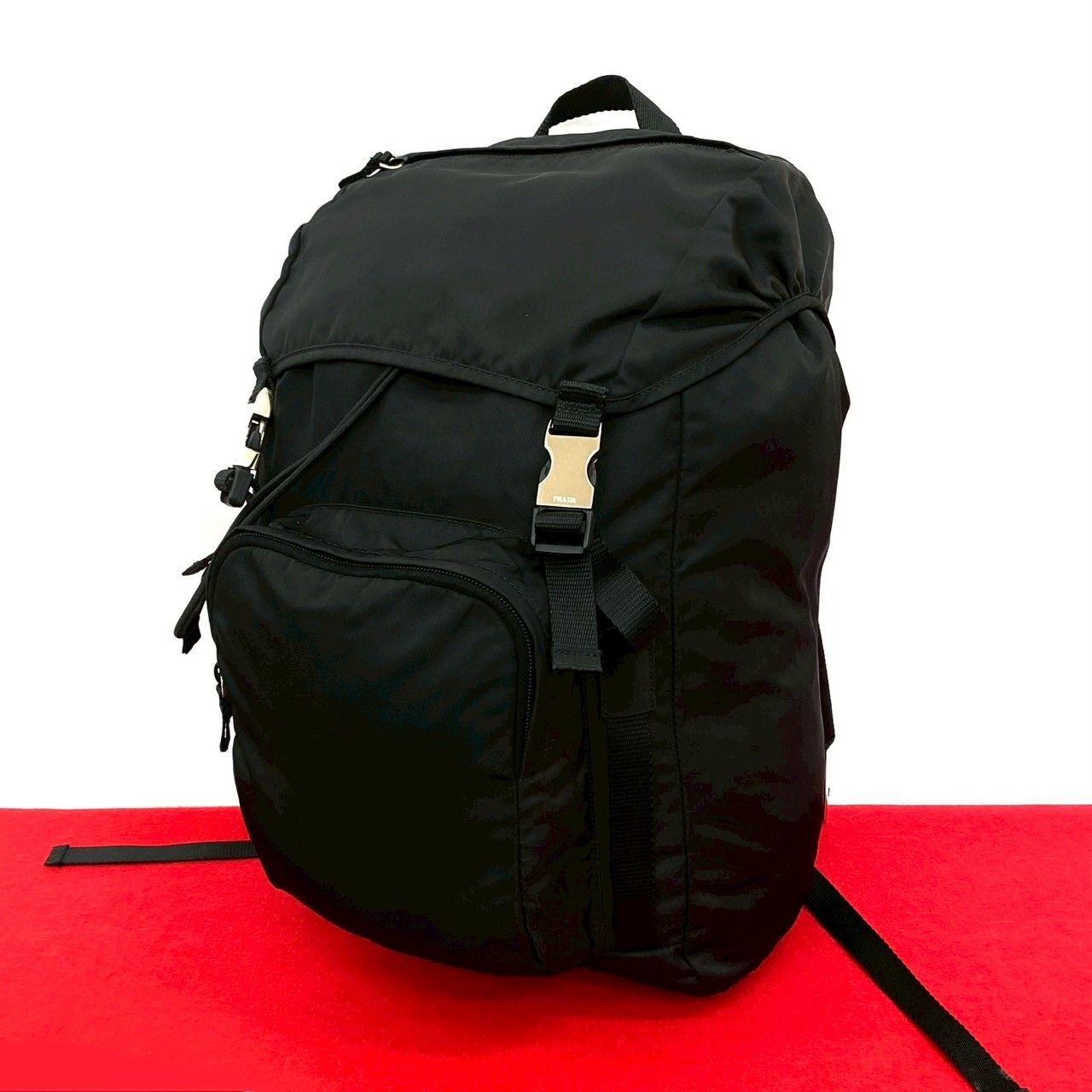 極 美品 PRADA プラダ 三角ロゴ モチーフ シルバー金具 ナイロン 巾着