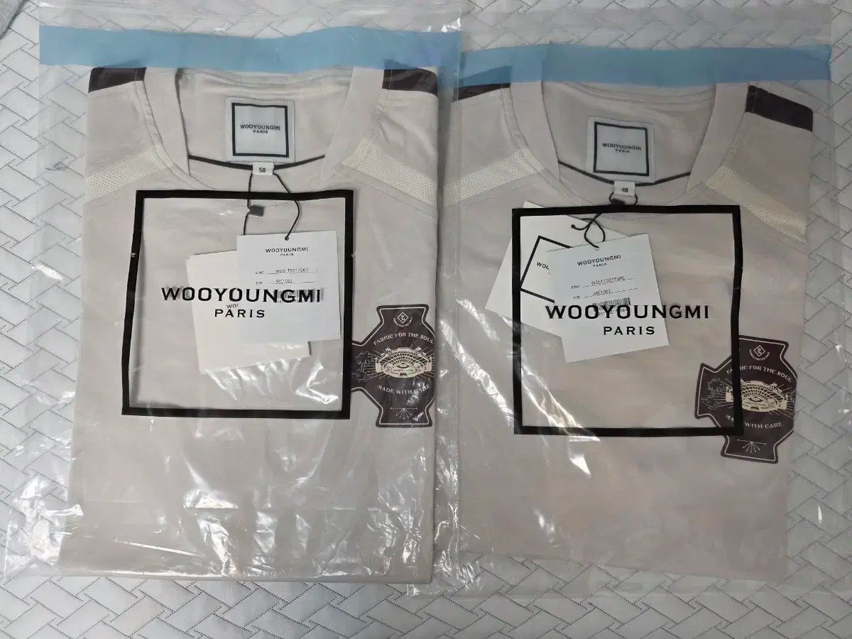 【関税込み】WOOYOUNGMI ベージュ グラフィックTシャツ Beige Graphic T-shirt - WOOYOUNGMI