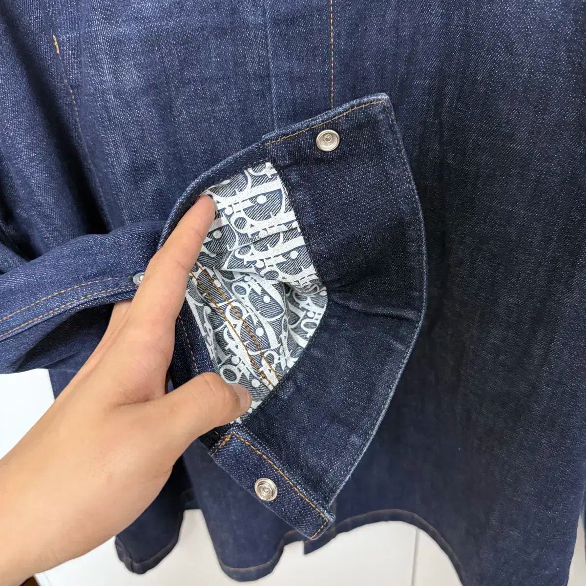 size DIOR