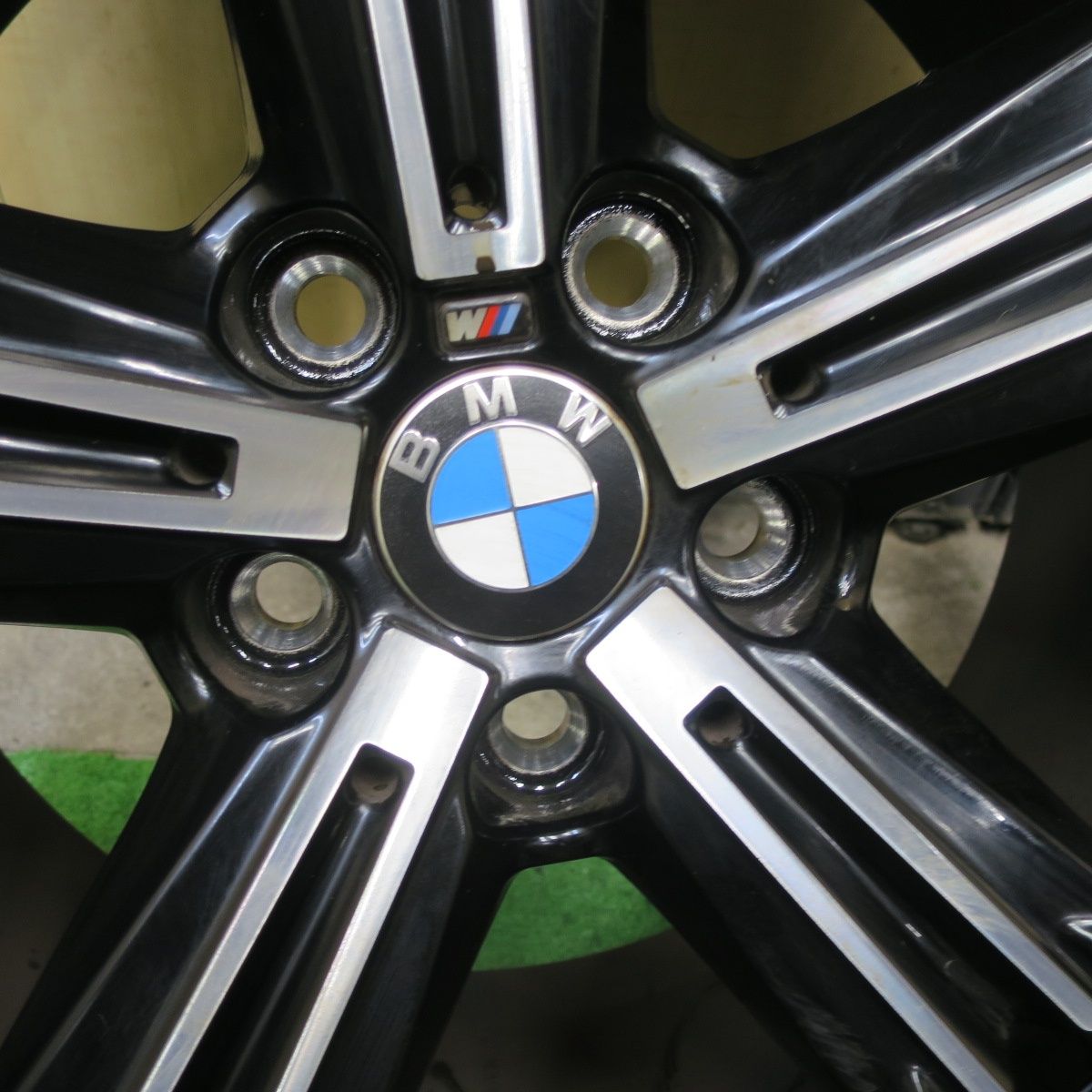 バリ溝！24年！8.5分☆BMW G20 G21 3シリーズ 純正 225/45R18 255 