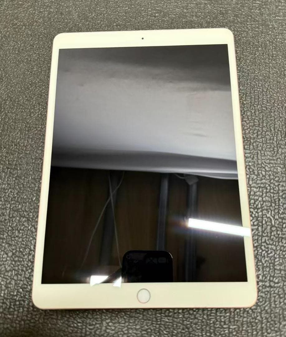Apple iPad Air 第３世代 Wi-Fi 64GB ゴールド 728092 WWW_MEBLE-SODAR_PL
