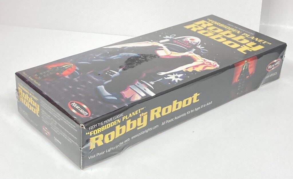 模型・プラモデル POLAR LIGHTS ALL PLASTIC ASSEMBLY KIT ROBBY THE ROBOT