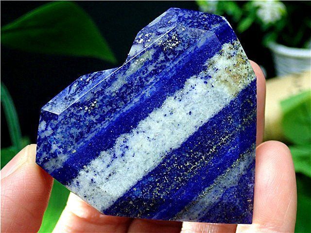 AAA級天然ハート型ラピスラズリ原石B83O3/39O05A