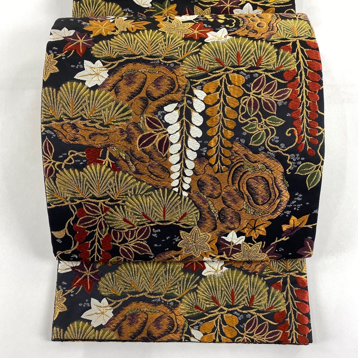 袋帯 秀品 若松 藤 刺繍 金糸 黒 六通 正絹
