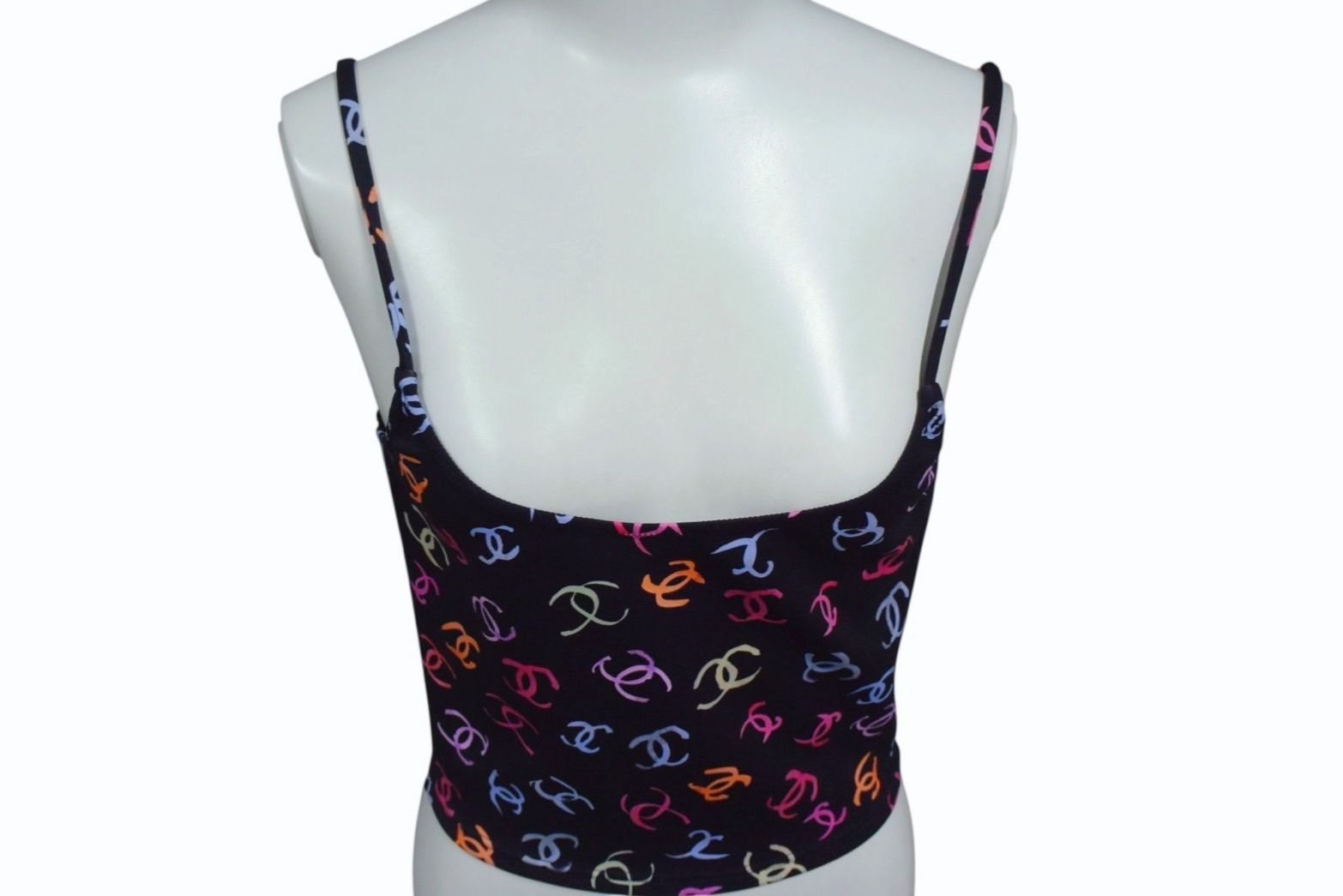 CHANEL - 新品未使用 CHANEL シャネル 24SS ココマーク キャミソール ブラック マルチカラー ラインストーン 38 P76775V69112 シルバー金具 中古 4b002940 新品未使用 CHANEL シャネル 24SS ココマーク キャミソール ブラック