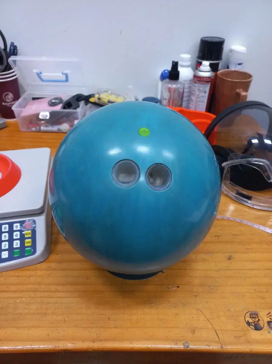 ボーリングボール 16 p トゥフィンガー リップコード