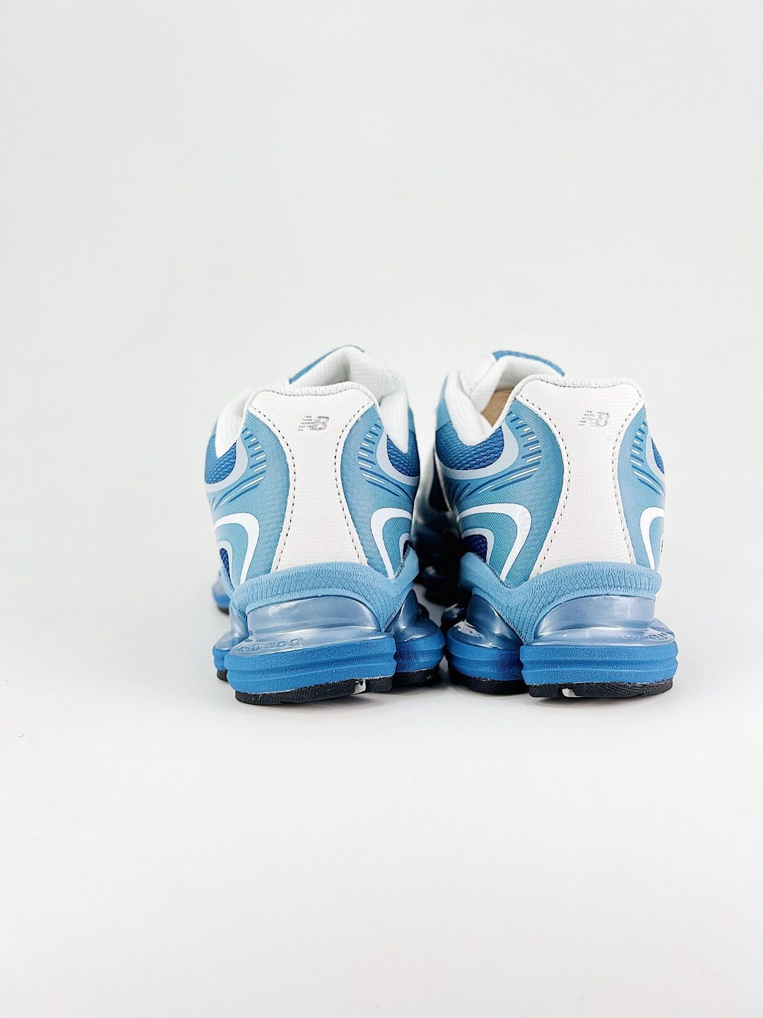 新品、未使用 箱付 ニューバランス NEW BALANCE U2000PBB ブルー