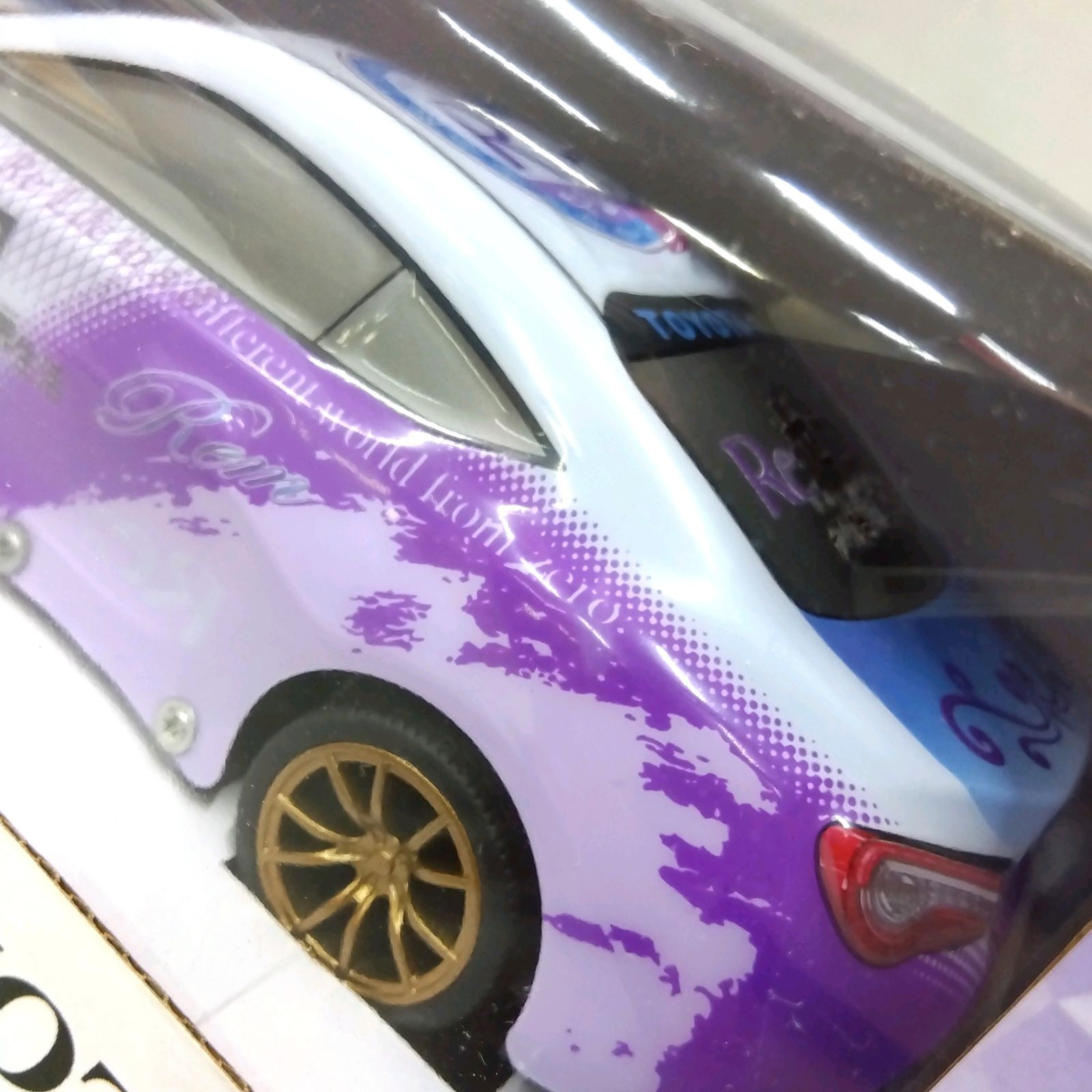 未開封】 1/18 TOYOTA 86 EMILIA ＆ REM Re：ゼロから始める異