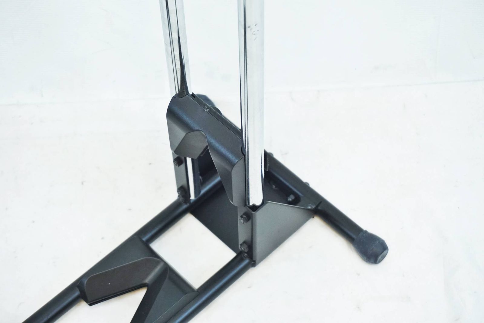 人気商品！ IWA イワ A01V SPECIAL ディスプレイスタンド | バイチャリ有明店