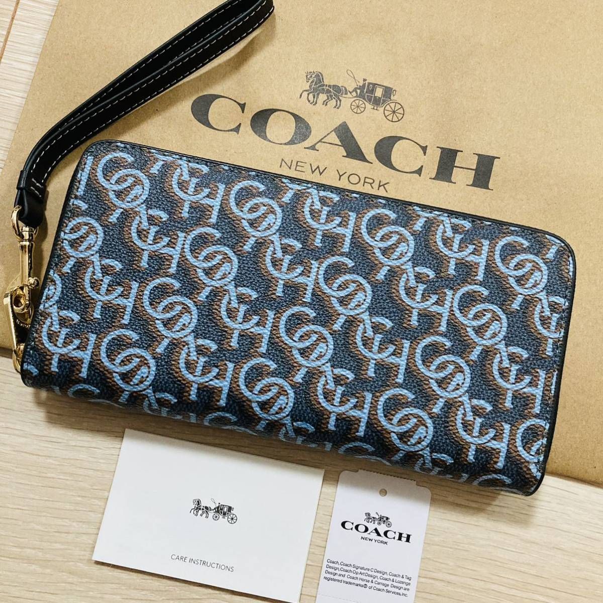 ☆ COACH コーチ 521 長財布 リストレット シグネチャー モノグラム