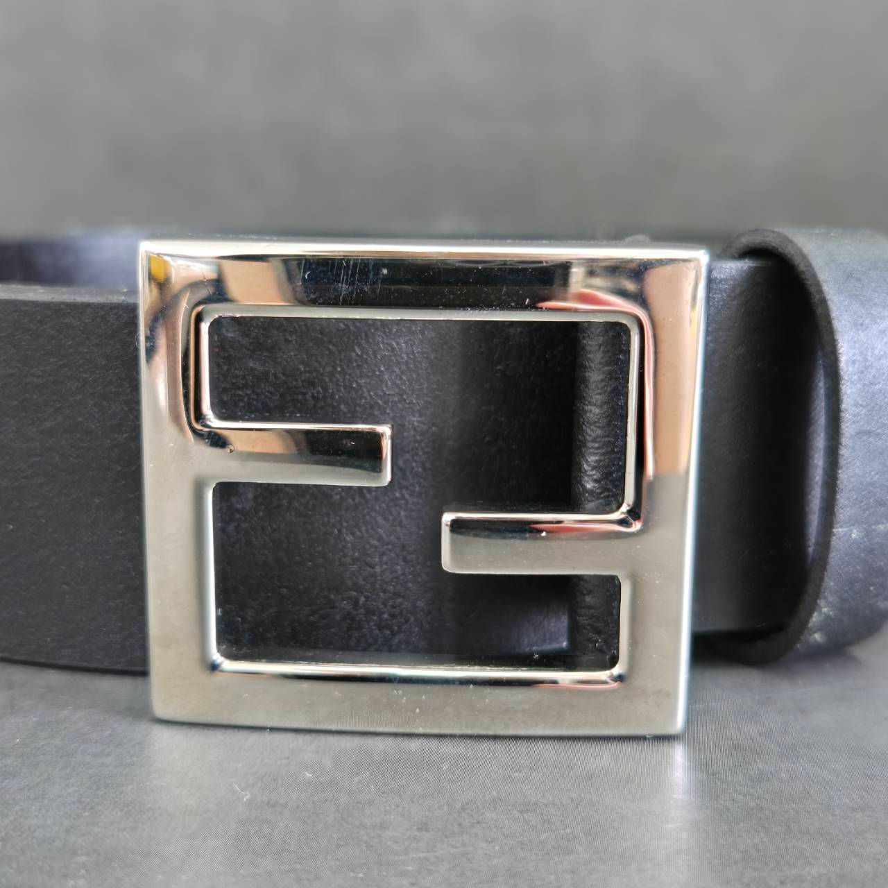 FENDI フェンディ ベルト レザー ロゴ バックル ブラック