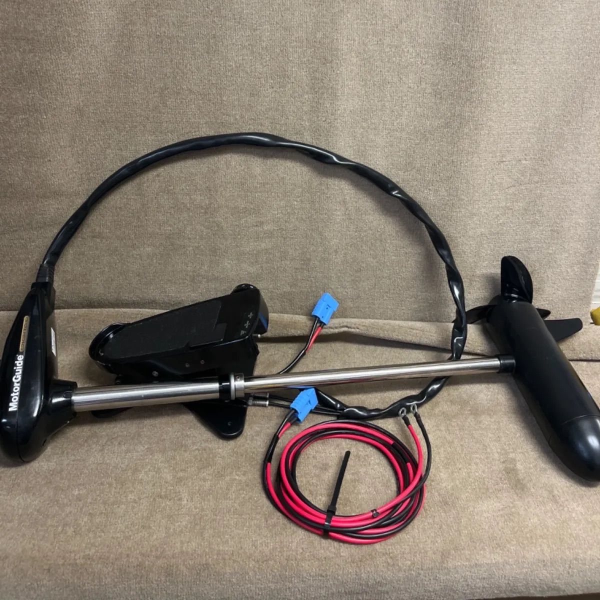 モーターガイド MotorGuide エレキモーター TR-82 デジタル 24Ｖ
