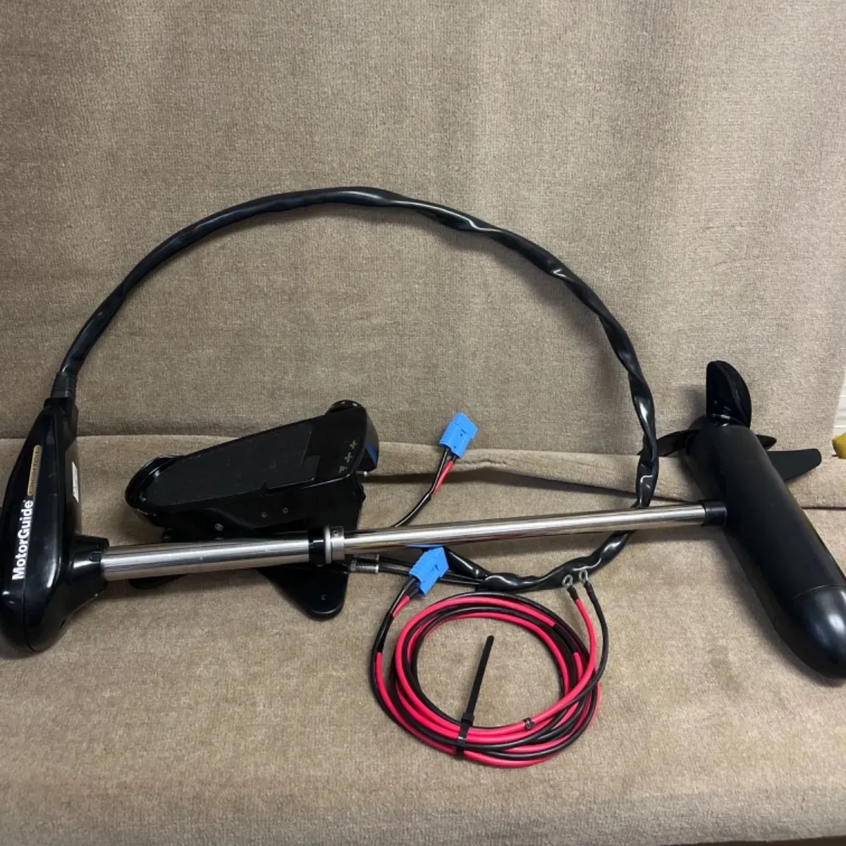 モーターガイド MotorGuide エレキモーター TR-82 デジタル 24V 