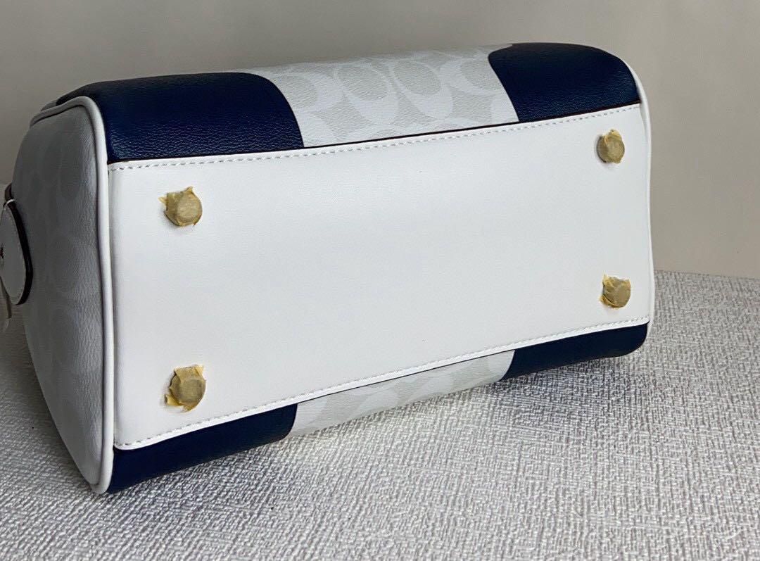 COACH グラフィティ ジップ クロスボディ ボストン クロスボディバッグ  