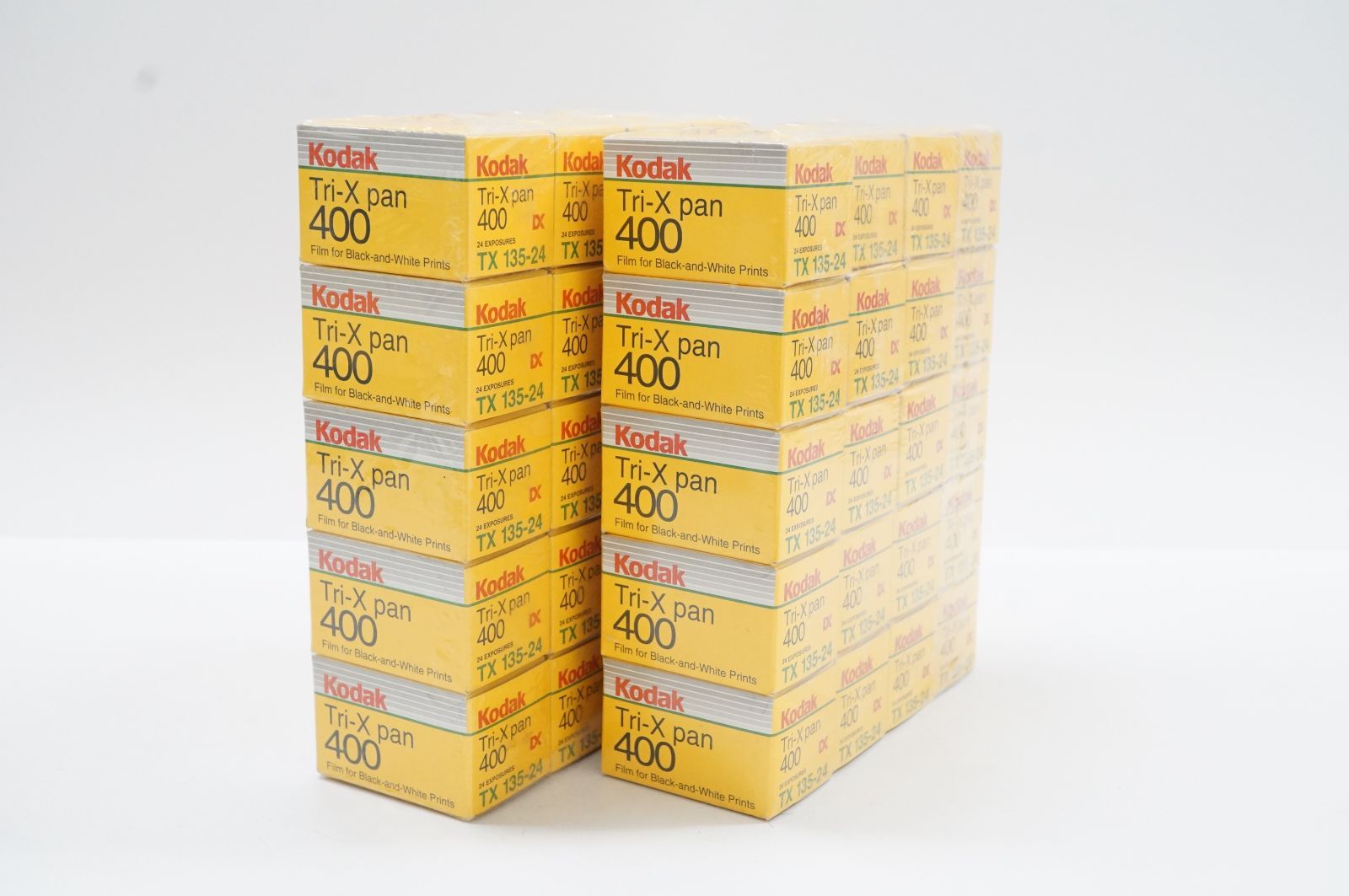 C 211022 期限切れフィルム Kodak Tri X Pan 400 135フィルム