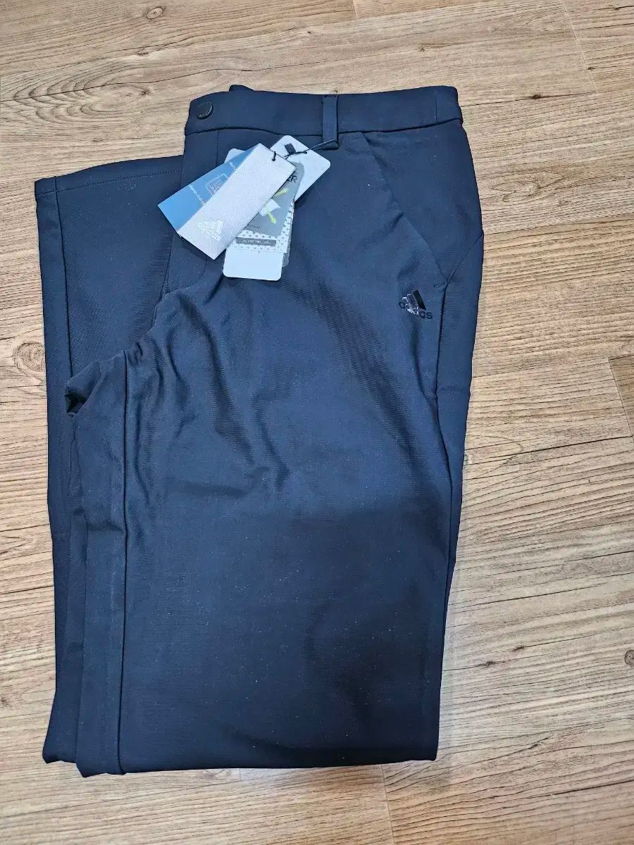 アディダスゴルフ起毛パンツ 34