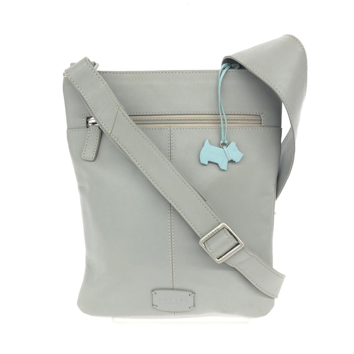 Charlot シャーロット ホーボーバッグ - オーツ CHARLES & KEITH Charlot シャーロット ホーボーバッグ 【再入荷