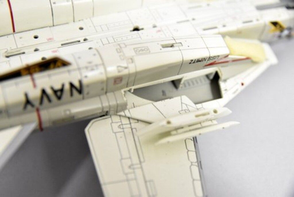 TOP GUN 1/72 CENTURY WINGS F-14A TOMCAT/U.S.NAVY VF-84 JOLLY