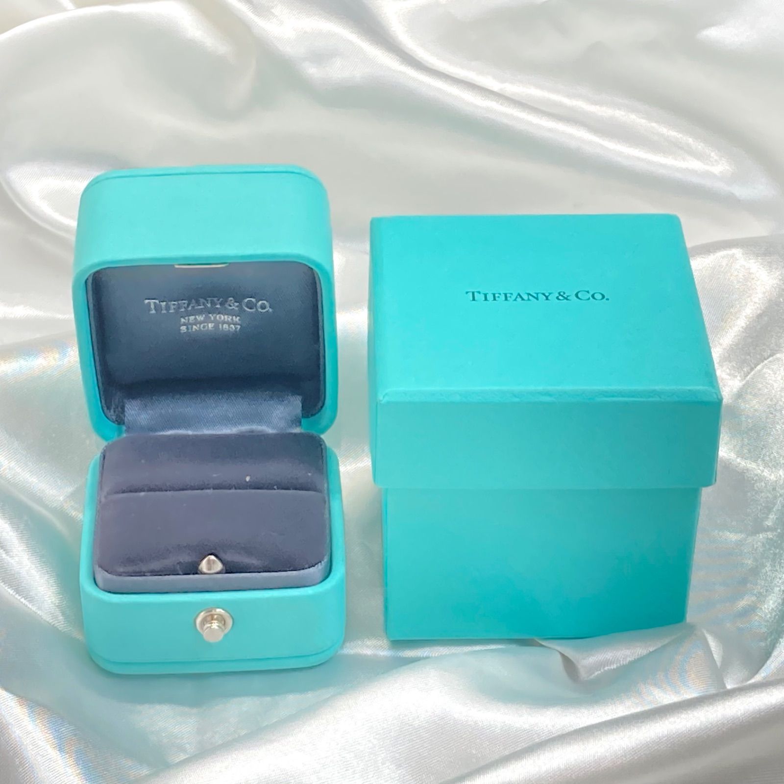 ティファニー（Tiffany＆Co.) リングケース ジュエリーボックス ケース