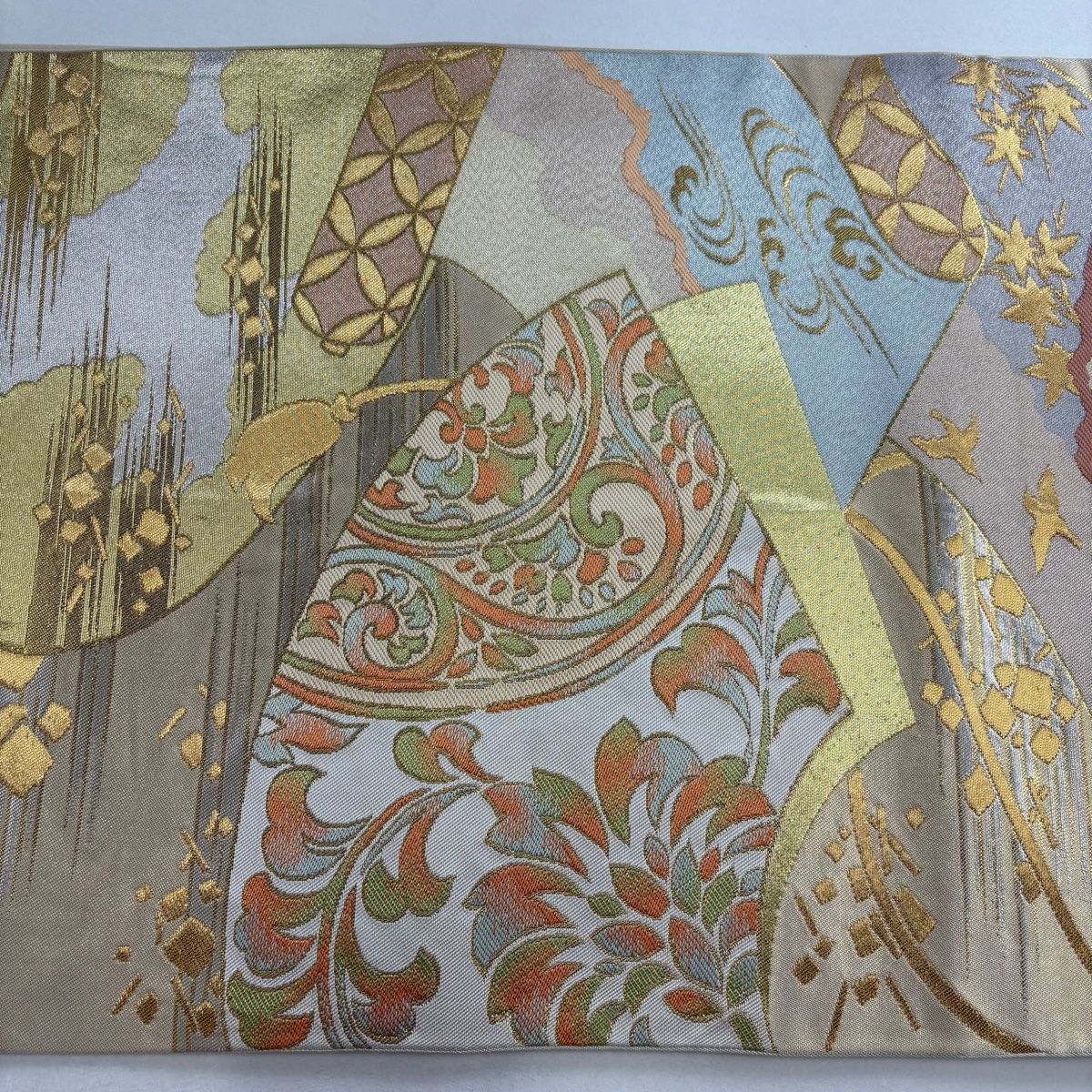 バイセル 着物 美品 名品 半幅帯 ベージュ 川島織物 名物裂文様 切嵌 荒磯 牡丹唐草 七宝文 金糸 正絹 ☆☆☆☆ バイセル 着物 美品 名品 半幅帯 ベージュ 川島織物 名物裂文様 切嵌