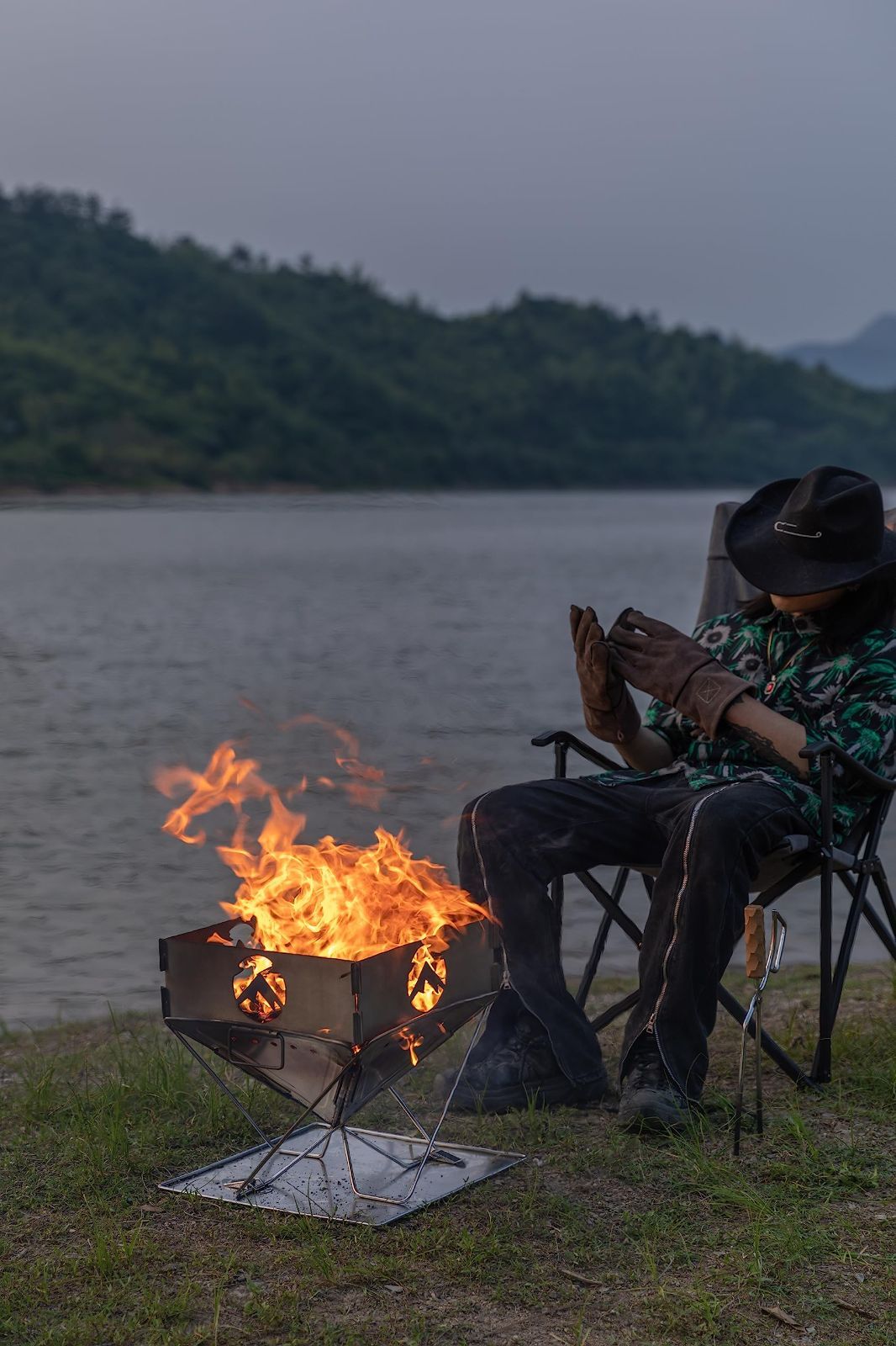 キャンピングムーンCAMPING MOON 焚き火 チェア ローチェア ロースタ