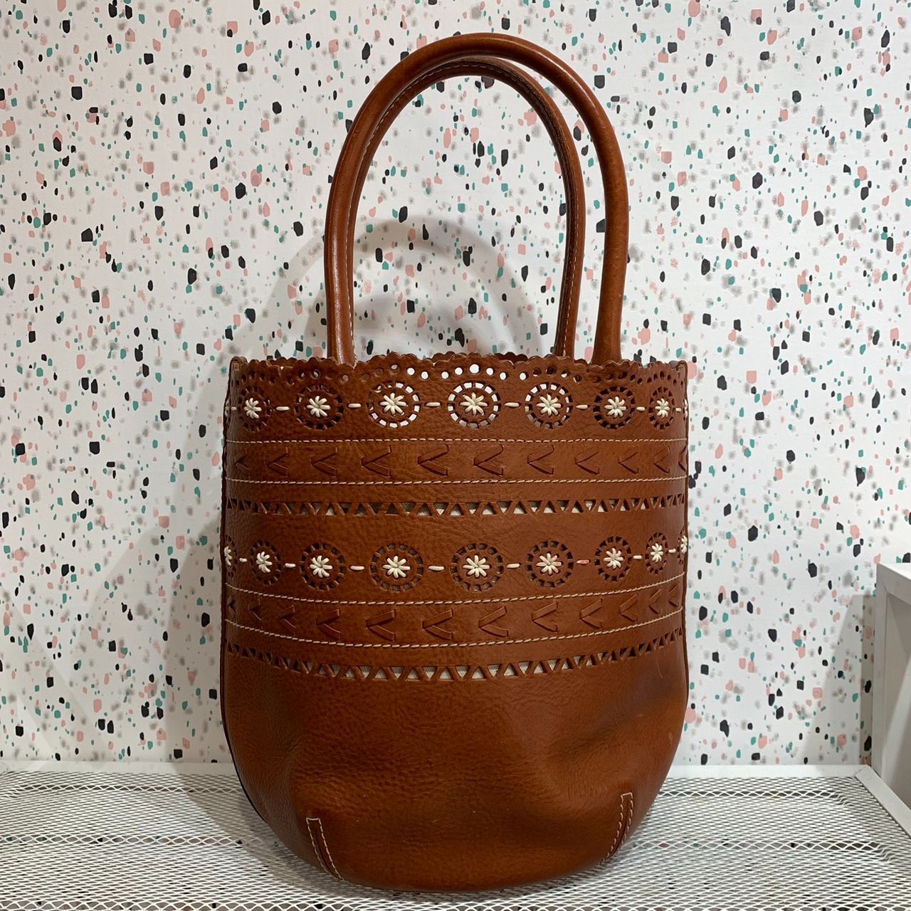 ゲンテン バケツバッグ genten ゲンテン フラワーカットワーク 刺繍