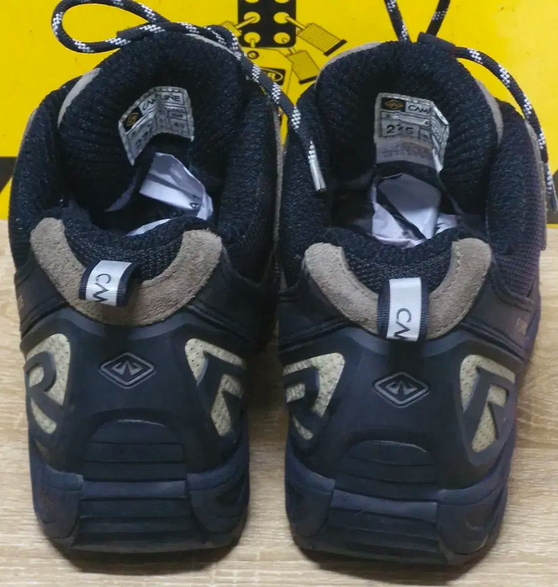 登山靴 275