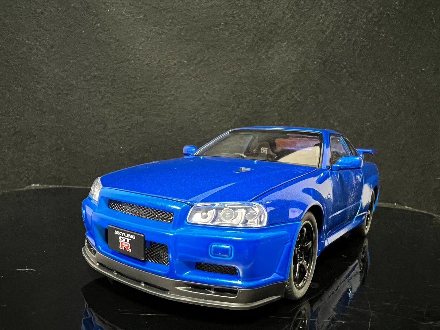スカイラインGTR R34　日産 1/24 ミニカー 青 H179 スカイラインGTR R34 日産 1/24 ミニカー 青 H179 - メルカリ