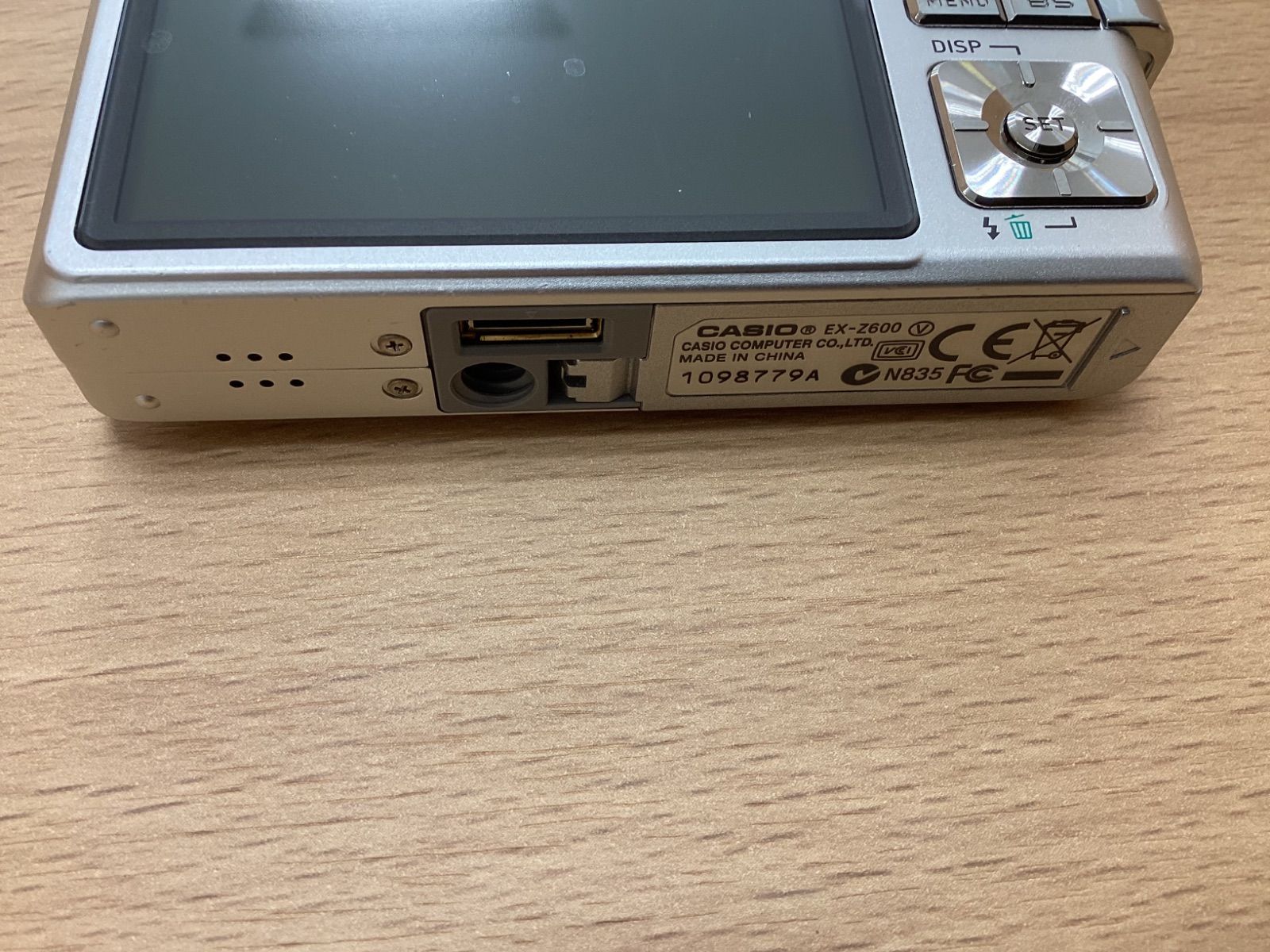 I 522 CASIO EXILIM EX-Z600 通電確認済/動作未確認 良品 CASIO