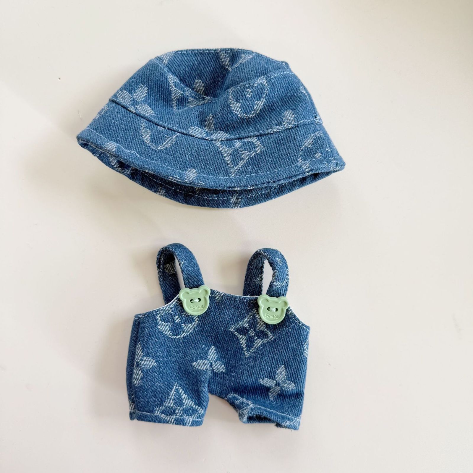 ぬい服　ちびぐるみ　ハンドメイド　コスプレ　サロペット帽子セット　テーマパーク 楽天市場】サロペット+シャツ！ぬいぐるみ 10cm ミニ洋服