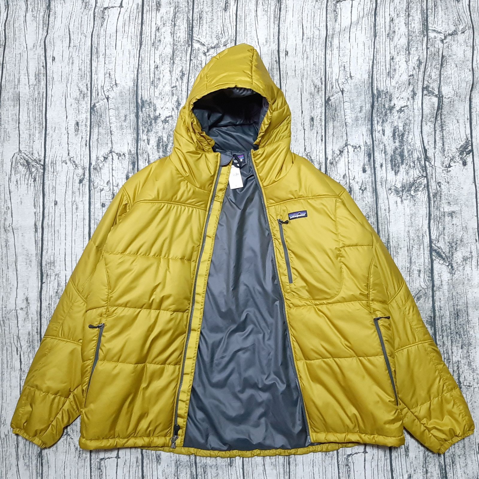 美品Patagonia ゴールデンパーム　84101 F9 size XL】patagonia ダスパーカー ゴールデンパーム 2009 Das Parka