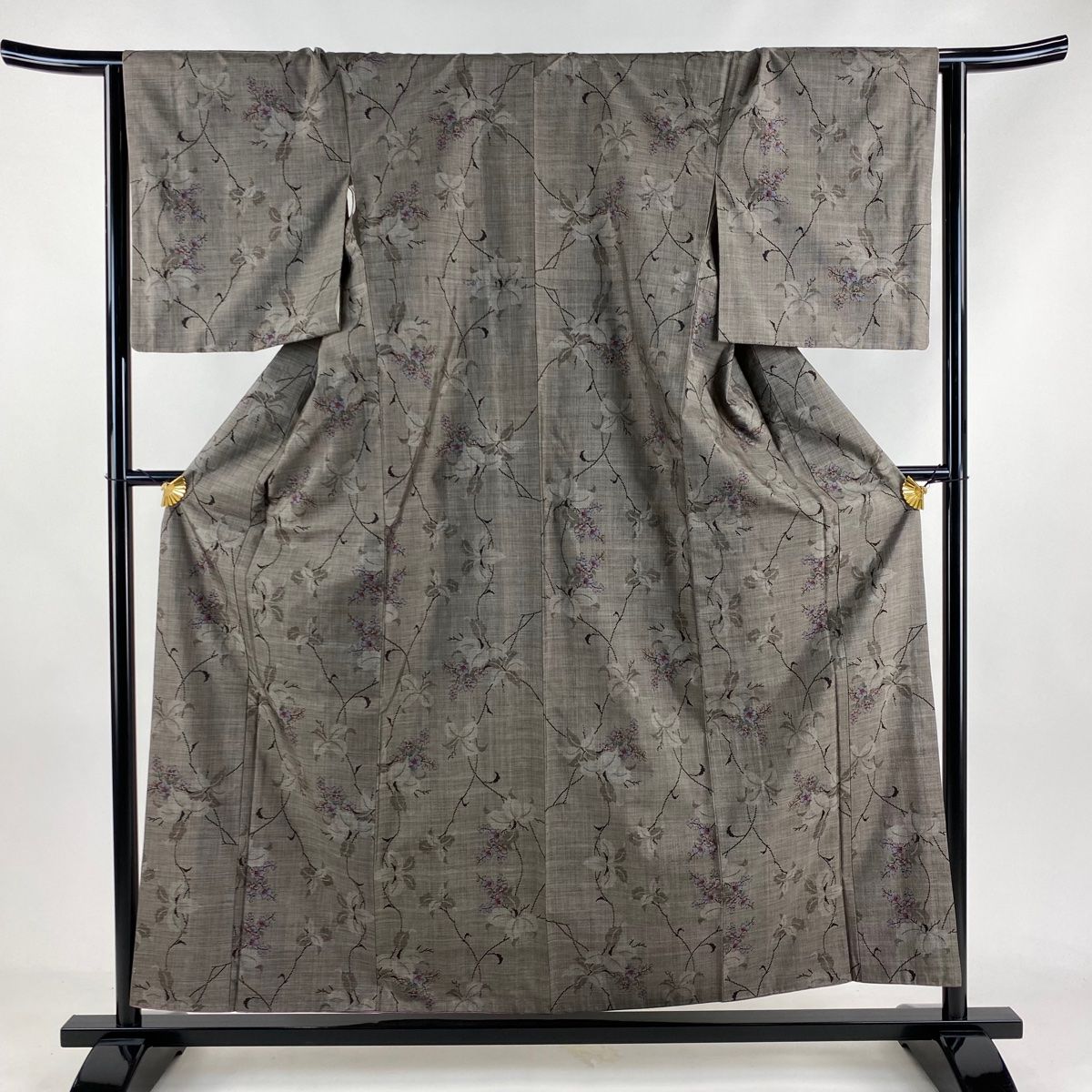 紬 身丈157cm 裄丈64.5cm M 袷 草花 焦茶色 正絹 秀品