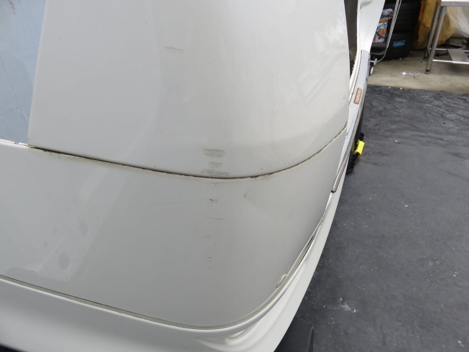 GGH25W 純正リアバンパー