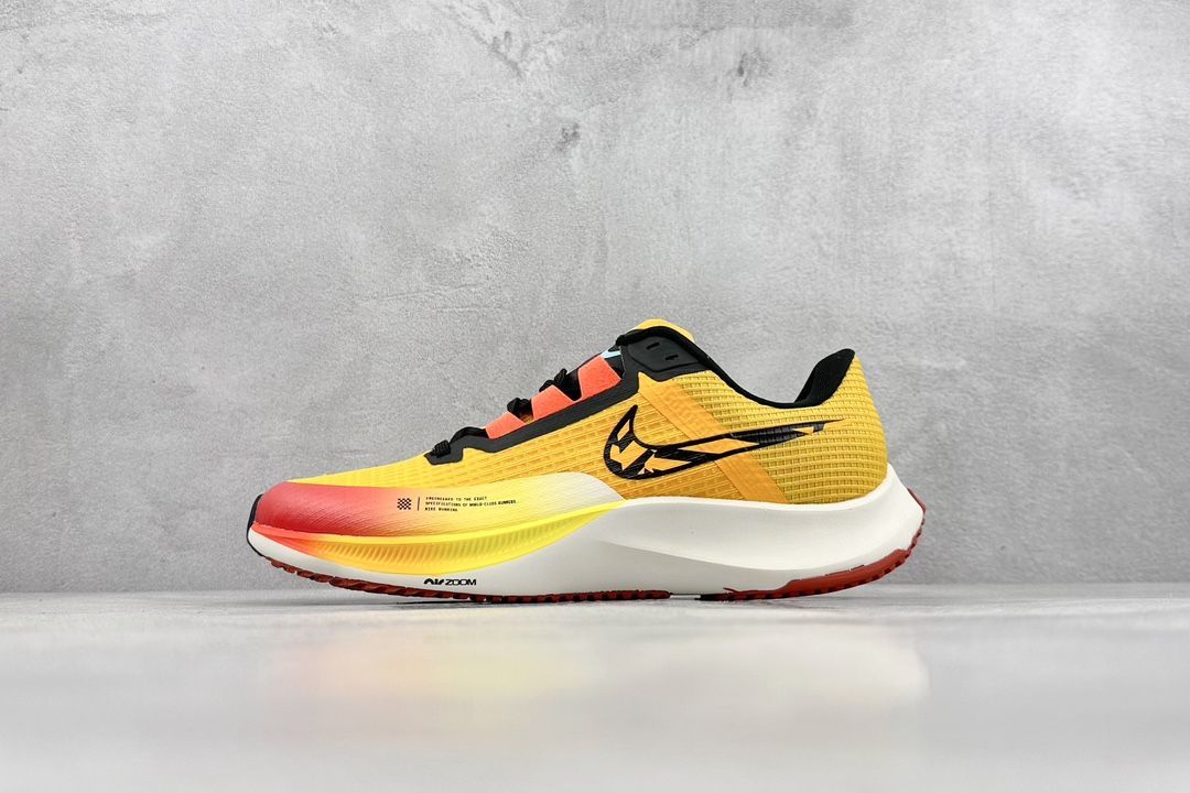 新品 NIKE AIR Zoom RIVAL Fly 3. スニーカー メンズ  並行輸入品