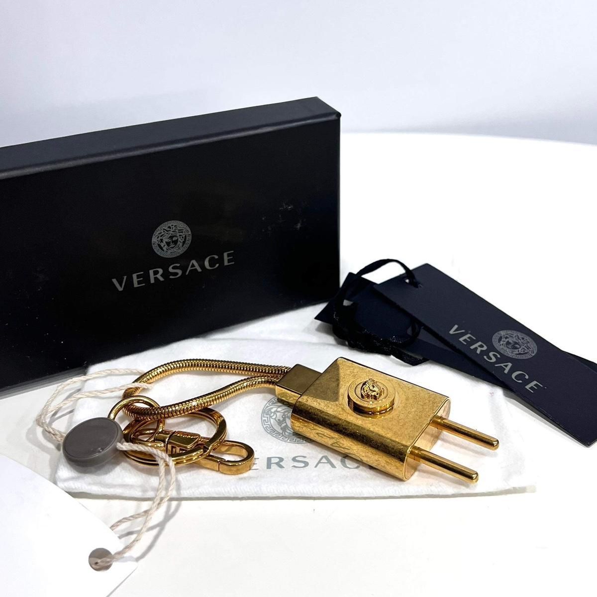 新品！VERSACE キーリング - 小物